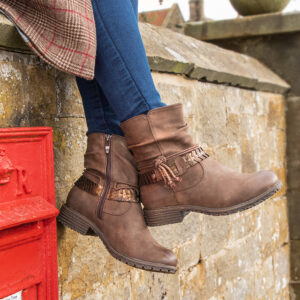 pavers shoes shops